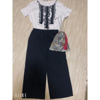 ザラ(ZARA)のtomon様専用　ZARA ザラ❤️フリルTシャツ　甘辛コーデ(Tシャツ(半袖/袖なし))