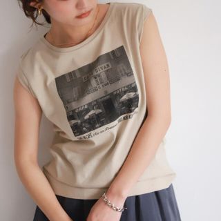 スローブイエナ(SLOBE IENA)のSLOBE IENA SLOBE別注PARIS ノースリーブフォトTシャツ(Tシャツ(半袖/袖なし))