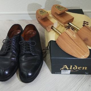 オールデン(Alden)の シューツリー付 オールデン Vチップ カーフ(ドレス/ビジネス)