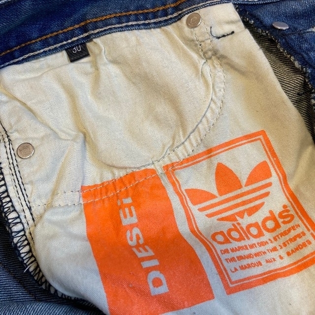 adidas(アディダス)のadidas originals diesel コラボ ジーパン デニム  メンズのパンツ(デニム/ジーンズ)の商品写真