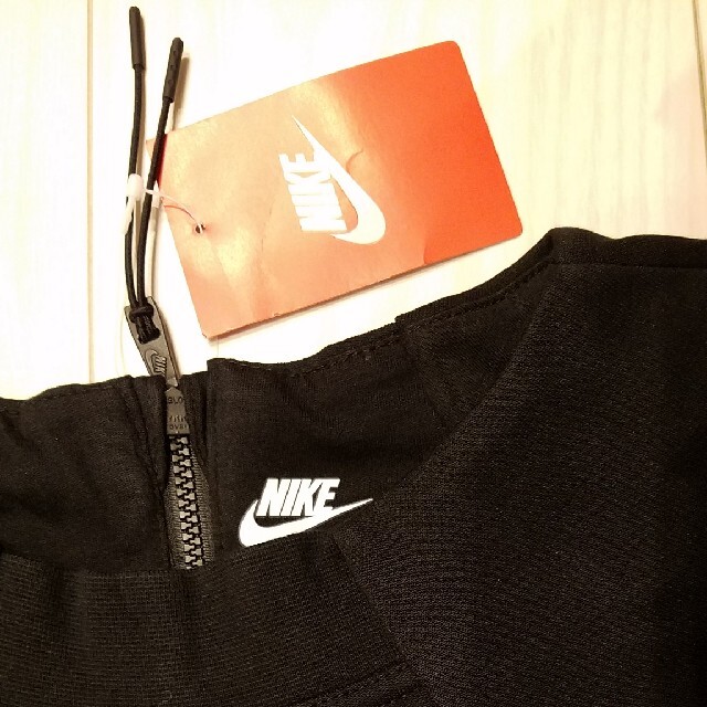 NIKE(ナイキ)の70%off以下❗新品未使用タグ付き　NIKEナイキ　sweat メンズのトップス(スウェット)の商品写真