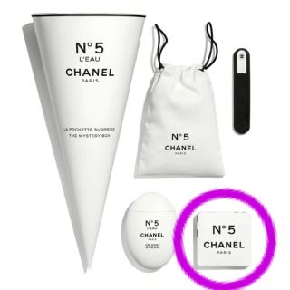 シャネル(CHANEL)のシャネル N°5 ロー ザ ミステリー ボックス　タオル　CHANEL(タオル/バス用品)