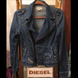 ディーゼル(DIESEL)の美品❗️人気DIESEL デニムライダースジャケット/ストレッチあり/レディース(Gジャン/デニムジャケット)