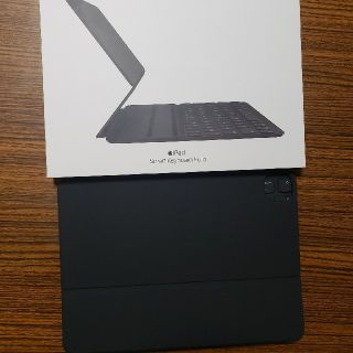 アイパッド(iPad)のsmart keyboard  folio 11インチ(iPadケース)