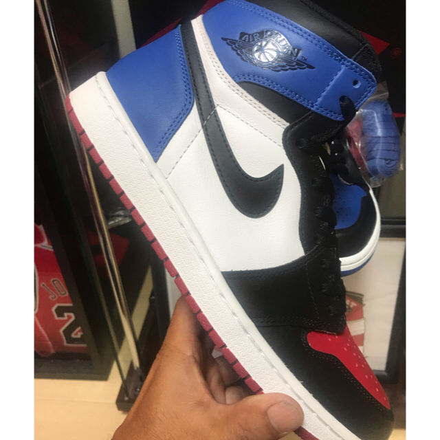 NIKE(ナイキ)のair jordan1 top3！！100%本物！ メンズの靴/シューズ(スニーカー)の商品写真