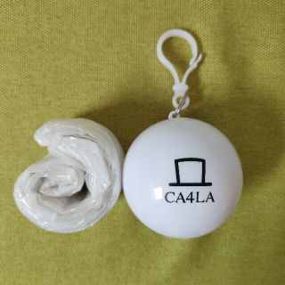 カシラ(CA4LA)の使い捨てカッパ(レインコート)