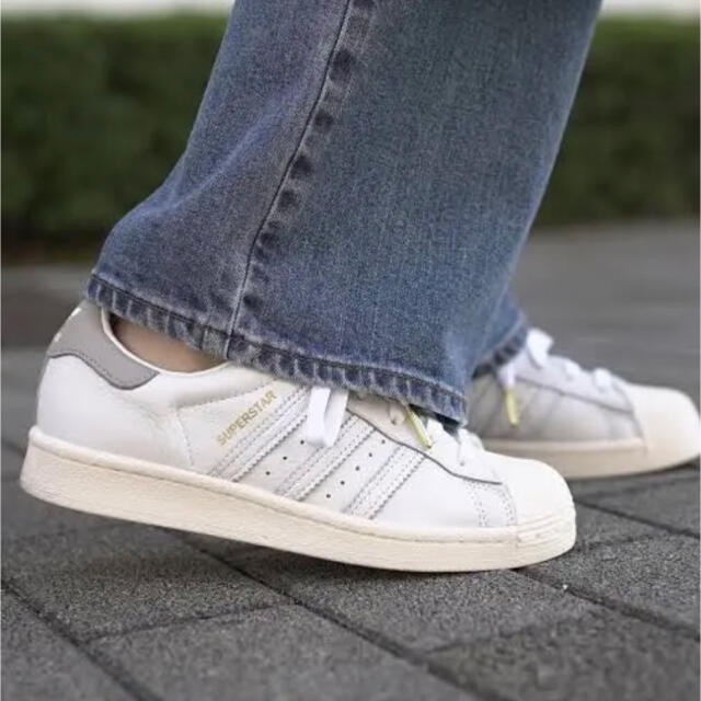 adidas TOMORROWLAND スニーカーレディース