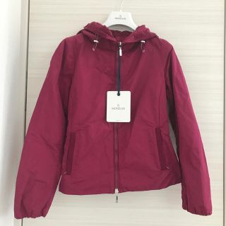 モンクレール(MONCLER)のモンクレール  レディース　新品　00サイズ　アウター　ジャケット(ブルゾン)