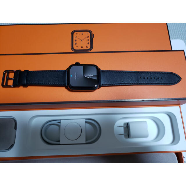 Hermes(エルメス)のApple Watch Hermes Series5 アップルウォッチ エルメス メンズの時計(腕時計(デジタル))の商品写真