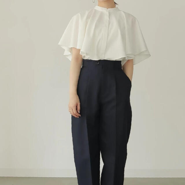 louren drape cape blouse の通販 by pepekiki｜ラクマ