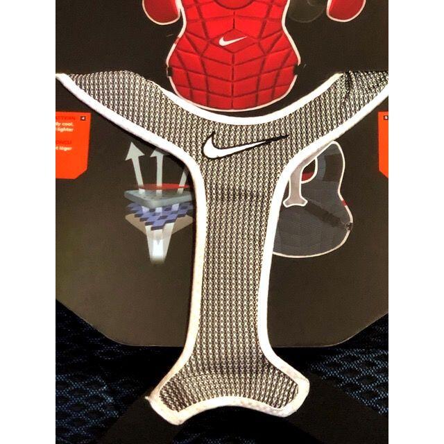 NIKE(ナイキ)のアメリカ国内限定☆稀少色☆最高級☆USA NIKEキャッチャープロテクター☆赤 スポーツ/アウトドアの野球(防具)の商品写真