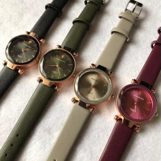【韓国で大人気】ダイアモンドtカット 高見え レディース 腕時計 レディースのファッション小物(腕時計)の商品写真
