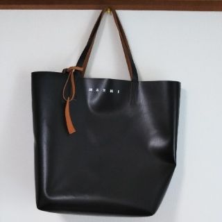 マルニ(Marni)のMARNI  トートバッグSHMQ0000A3(トートバッグ)