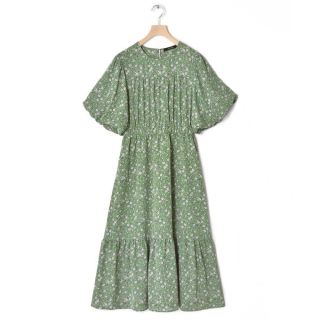 ダブルクローゼット(w closet)のちー様ご購入【w closet】小花柄ワンピース(ひざ丈ワンピース)