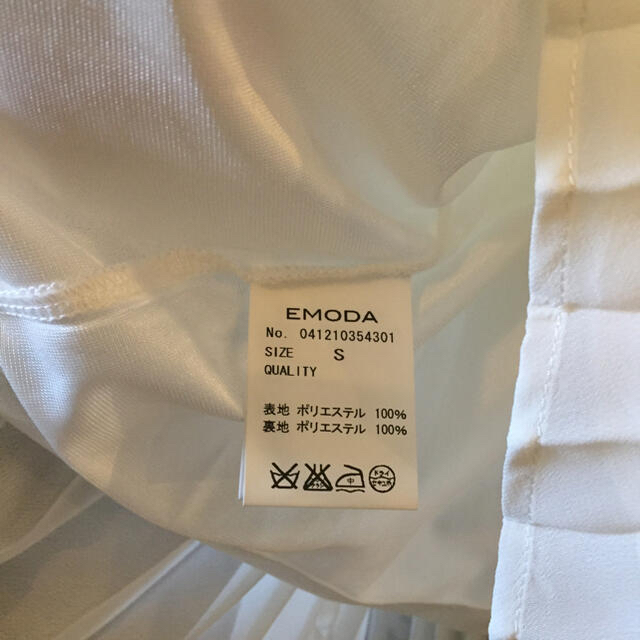 EMODA(エモダ)のエモダ レディースのトップス(カットソー(半袖/袖なし))の商品写真