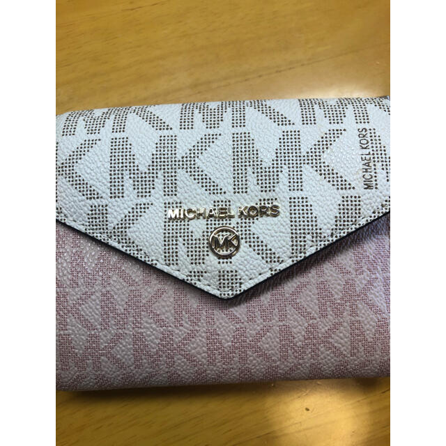 Michael Kors(マイケルコース)のマイケルコース　二つ折り財布 レディースのファッション小物(財布)の商品写真