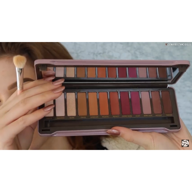 BYS(バイズ)のBYS EYE SHADOW PALETTE BERRIES コスメ/美容のベースメイク/化粧品(アイシャドウ)の商品写真