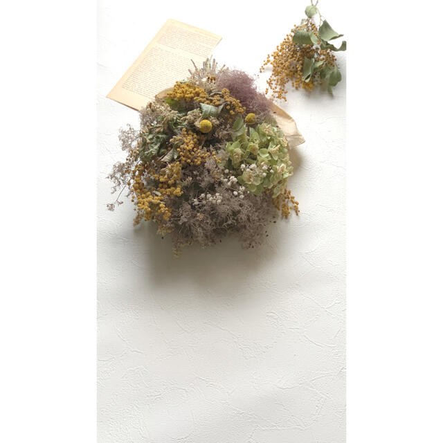 ドライフラワー ミモザとスモークツリーと紫陽花のアンティーク ドライフラワー ミモザとスモークツリーと紫陽花のアンティーク