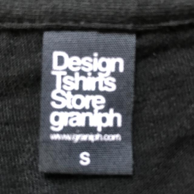 Design Tshirts Store graniph(グラニフ)のgraniph   men's S size  Black  右肩後にプリント有 レディースのトップス(Tシャツ(半袖/袖なし))の商品写真