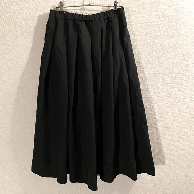 COMME des GARCONS(コムデギャルソン)のBLACK COMME des GARCONS 2020SS ポリ縮 スカート レディースのスカート(ロングスカート)の商品写真