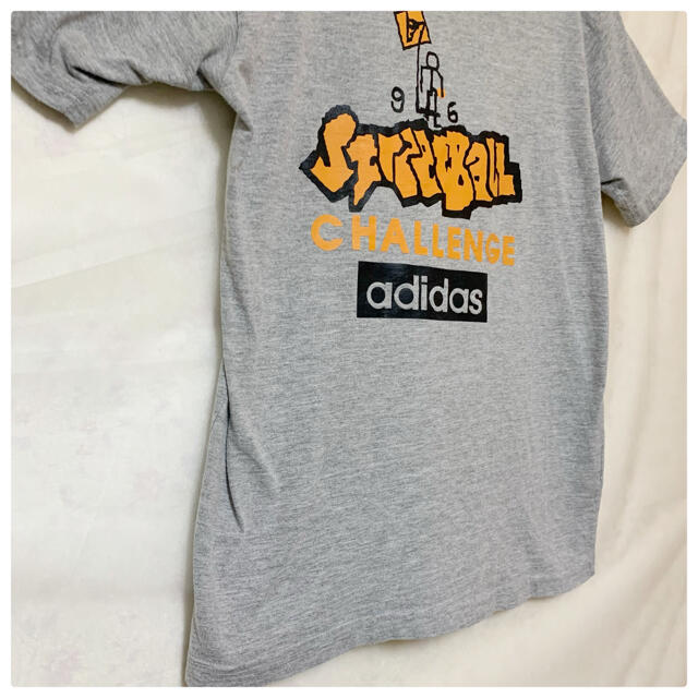 adidas(アディダス)のadidas グレー メンズ Tシャツ メンズのトップス(Tシャツ/カットソー(半袖/袖なし))の商品写真