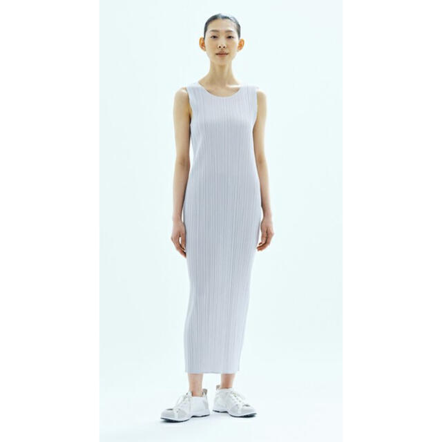 PLEATS PLEASE ISSEY MIYAKE(プリーツプリーズイッセイミヤケ)のPLEATS PLEASE ISSEY MIYAKE ロングワンピース　黒 レディースのワンピース(ロングワンピース/マキシワンピース)の商品写真