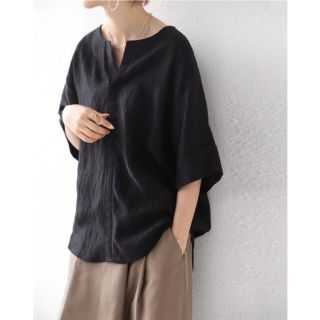 アンティカ(antiqua)の新品 アンティカ antiqua キーネックシャツ ブラウス ブラック(シャツ/ブラウス(半袖/袖なし))