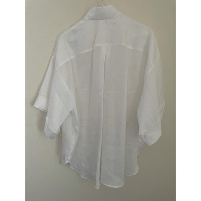 L'Appartement DEUXIEME CLASSE(アパルトモンドゥーズィエムクラス)のRamie Half Sleeve Shirt レディースのトップス(シャツ/ブラウス(半袖/袖なし))の商品写真