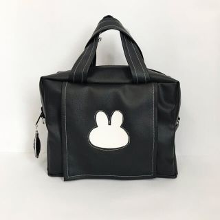 【訳ありのため半額】ウサギモチーフ🐰おむつポーチ(外出用品)