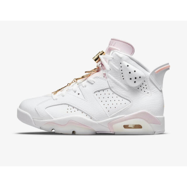 NIKE(ナイキ)の【新品】nike wmns air jordan 6 "gold hoops" レディースの靴/シューズ(スニーカー)の商品写真