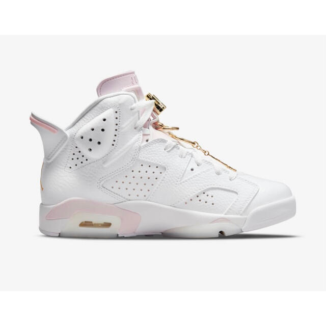 NIKE(ナイキ)の【新品】nike wmns air jordan 6 "gold hoops" レディースの靴/シューズ(スニーカー)の商品写真