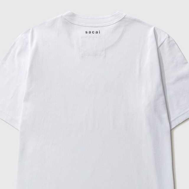 sacai(サカイ)の抹茶パイン様専用 SACAI KAWS サカイ カウズ Tシャツ 2 M L メンズのトップス(Tシャツ/カットソー(半袖/袖なし))の商品写真