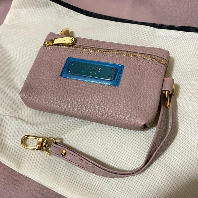IANNE(イアンヌ) 3つ折り財布 - パープル 跳ぶ レザー IANNE(イアンヌ) 3つ折り財布 - パープル 跳ぶ レザー