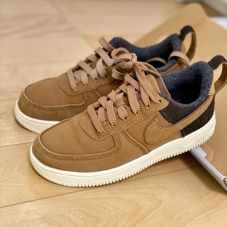 ナイキ(NIKE)の【レアスニーカー】NIKE エアフォース１　カーハート　air force1(スニーカー)