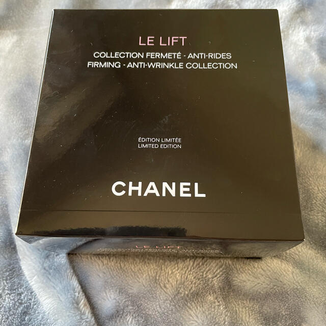CHANEL(シャネル)のCHANELシャネル　LE LIFT セット コスメ/美容のスキンケア/基礎化粧品(美容液)の商品写真