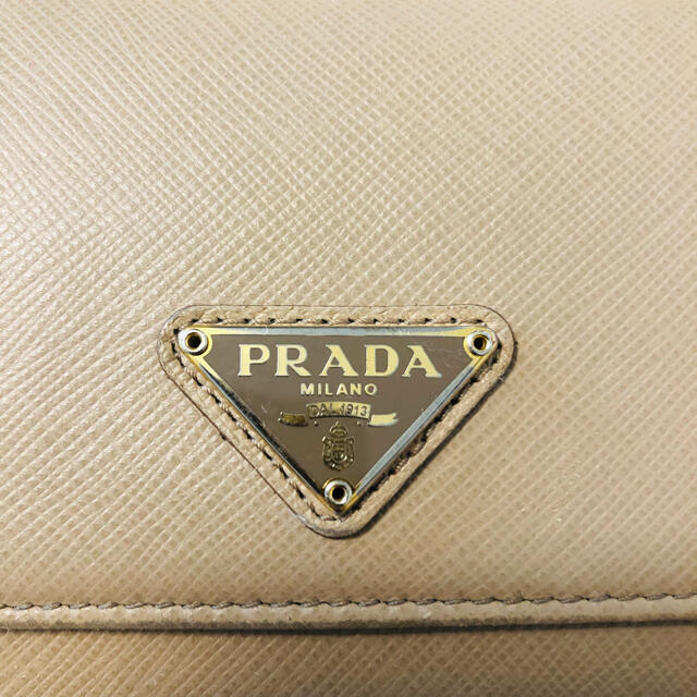 PRADA(プラダ)のプラダ　二つ折り財布 レディースのファッション小物(財布)の商品写真