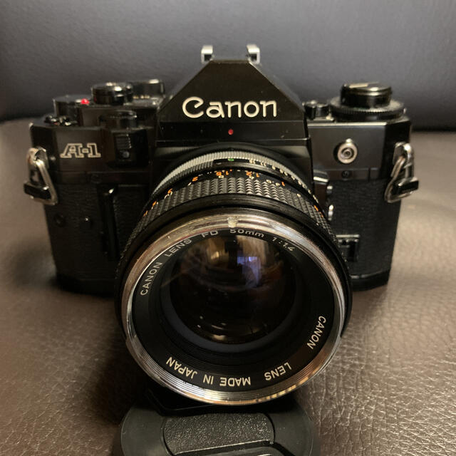 Canon(キヤノン)のCanon A-1 Canon EF 銀枠FD50㎜ スマホ/家電/カメラのカメラ(フィルムカメラ)の商品写真