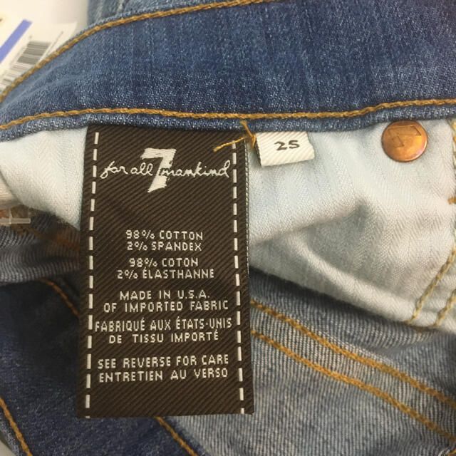 7 for all mankind(セブンフォーオールマンカインド)の新品未使用 セブンフォオールマンカインド ショートパンツ  レディースのパンツ(デニム/ジーンズ)の商品写真