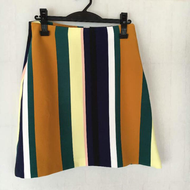 ZARA(ザラ)の未使用 ZARA スカート レディースのスカート(ひざ丈スカート)の商品写真