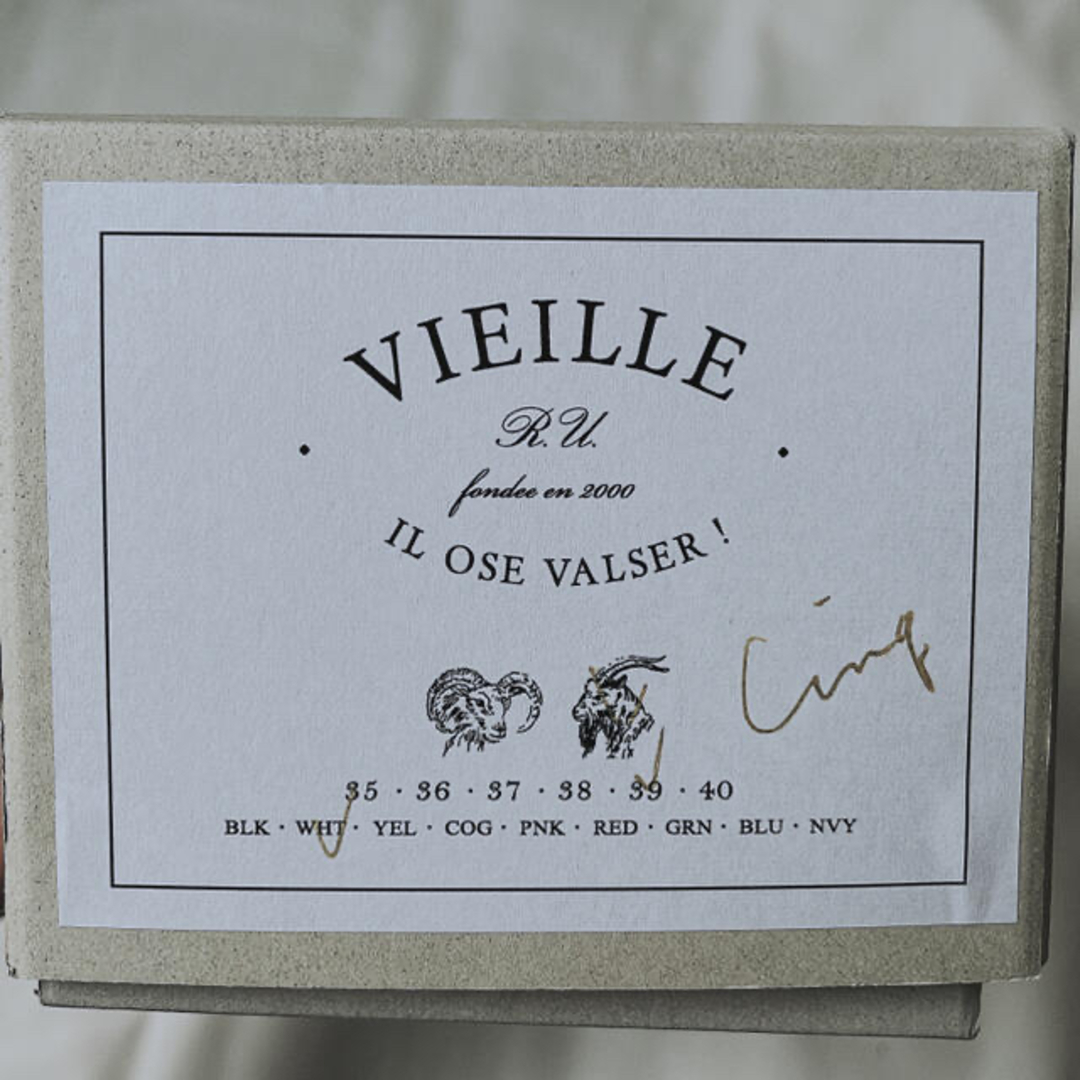 VIEILLE ヴィエイユ 39 cinq サンク フラットシューズの通販 by VIEILLE ヴィエイユ 39 cinq サンク フラットシューズの通販 by