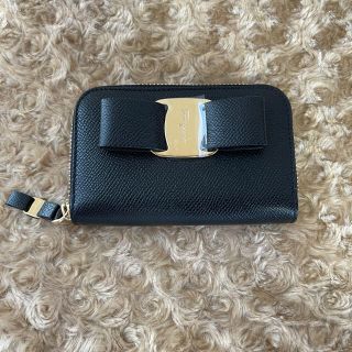 サルヴァトーレフェラガモ(Salvatore Ferragamo)の未使用　サルバトーレフェラガモ　ヴァラリボン　ラウンドファスナー　コインケース(コインケース)