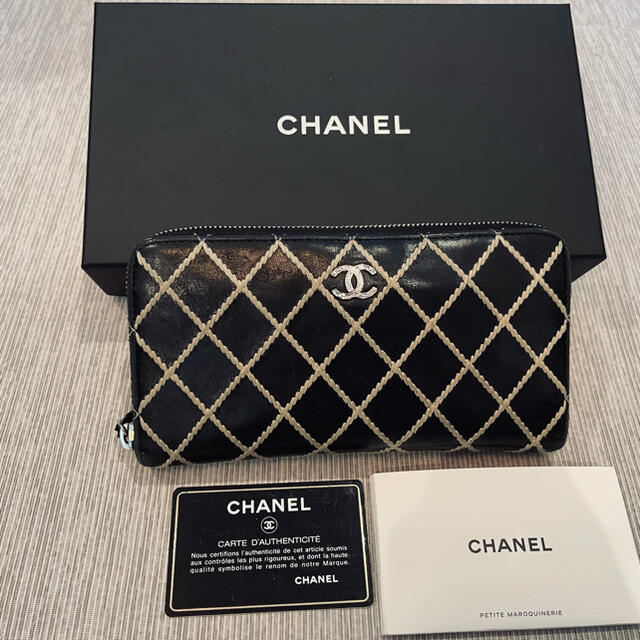 CHANEL シャネル　ラウンドファスナー長財布