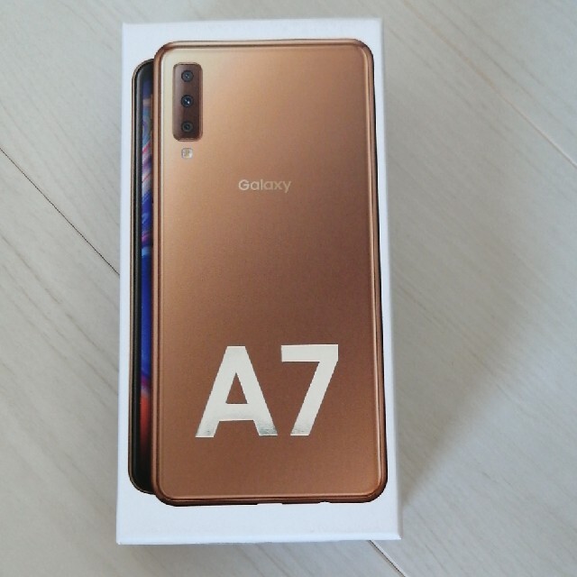 Galaxy(ギャラクシー)のでく様ご検討中【Galaxy A7】64GB スマホ/家電/カメラのスマートフォン/携帯電話(スマートフォン本体)の商品写真