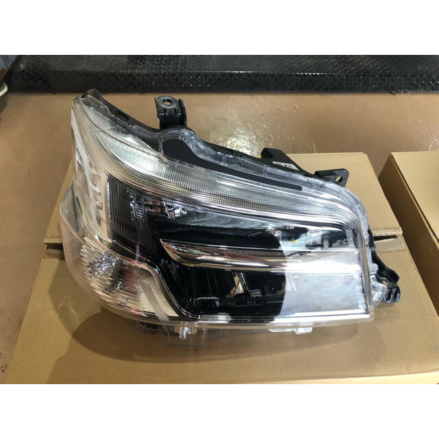 ダイハツ アトレーワゴンS321G LEDヘッドライト左右 | www.jarussi.com.br