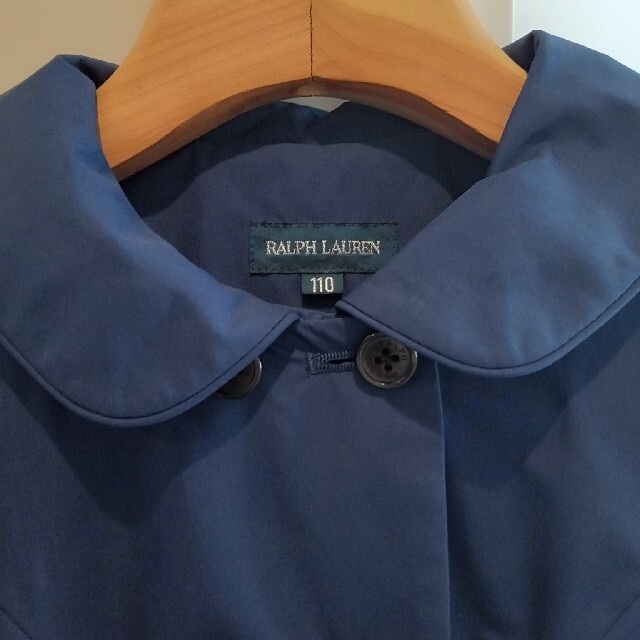 Ralph Lauren(ラルフローレン)のラルフローレン・キッズレインコート（ネイビー/古着） キッズ/ベビー/マタニティのキッズ服女の子用(90cm~)(コート)の商品写真