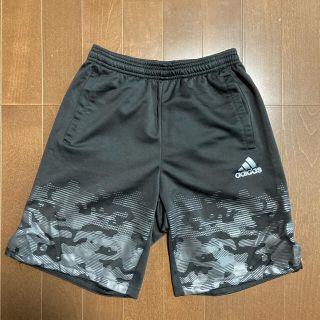 アディダス(adidas)のadidas ハーフパンツ(パンツ/スパッツ)