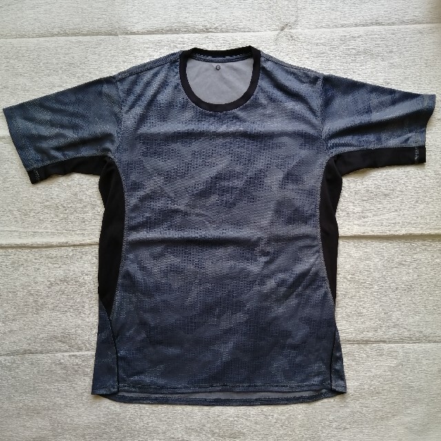GU(ジーユー)のGU ジーユー　スポーツ Ｔシャツ メンズのトップス(Tシャツ/カットソー(半袖/袖なし))の商品写真