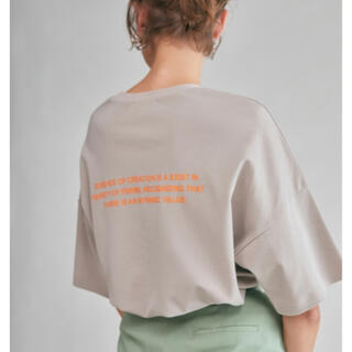 ミラオーウェン(Mila Owen)のバッグロゴプリントTシャツ(Tシャツ/カットソー(半袖/袖なし))