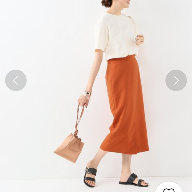 Noble(ノーブル)のノーブル  リネンライクタイトスカート　ベージュ レディースのスカート(ひざ丈スカート)の商品写真