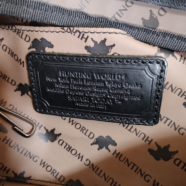 HUNTING WORLD(ハンティングワールド)の四季彩様専用　ハンティングワールド　クラッチバッグ メンズのバッグ(セカンドバッグ/クラッチバッグ)の商品写真